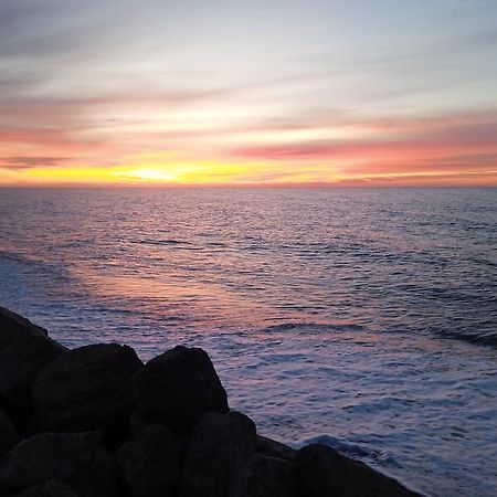 Niza Beach Night And Day Málaga Eksteriør bilde